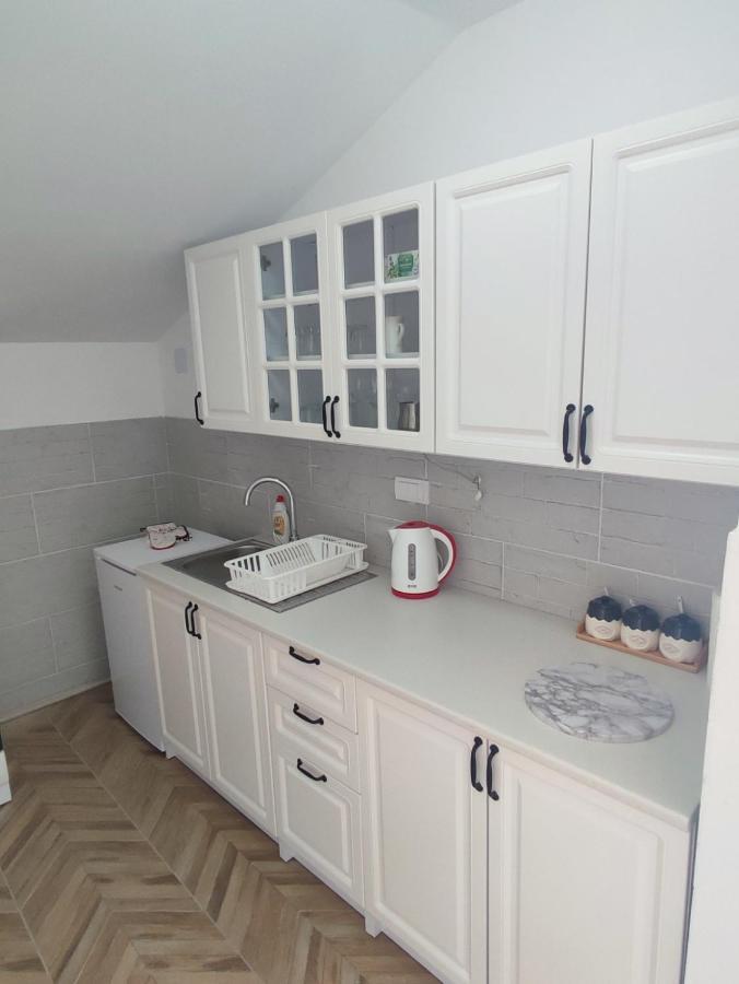 Apartman Flora Vrdnik Exterior foto