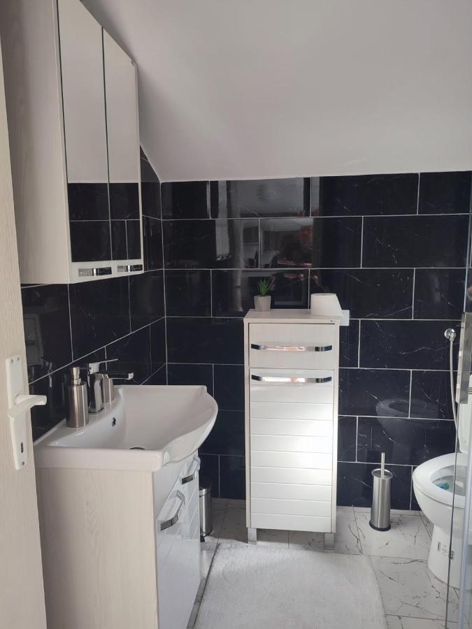 Apartman Flora Vrdnik Exterior foto